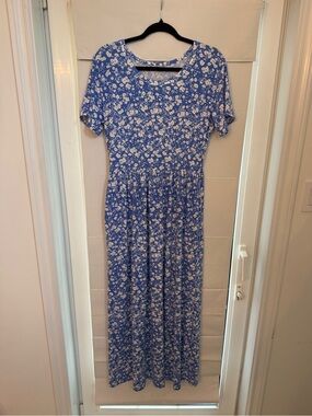 Blue Floral Midi Dress – Casual Short-Sleeve Women’s Dress